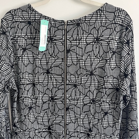 41 Hawthorn Black and White Patterned Dress - Picture 5 of 8